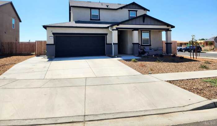 photo 1: 1452 S Orbit Circle, Hanford CA 93230