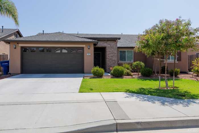 photo 2: 1853 S Kerckhoff Way, Hanford CA 93230