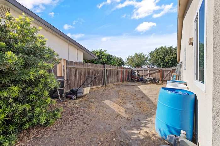 photo 30: 491 Davis Place, Lemoore CA 93245