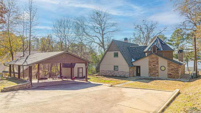 photo 1: 1607 East Lake Drive, Gladewater TX 75647