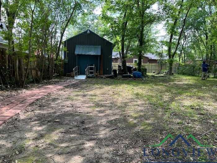 photo 1: 211 Maple, Gladewater TX 75647