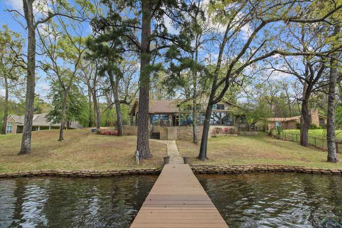 photo 1: 1911 E Lake Dr, Gladewater TX 75647