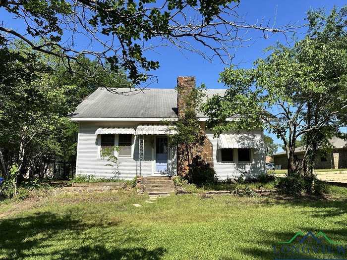 photo 1: 504 N Main St, Linden TX 75563