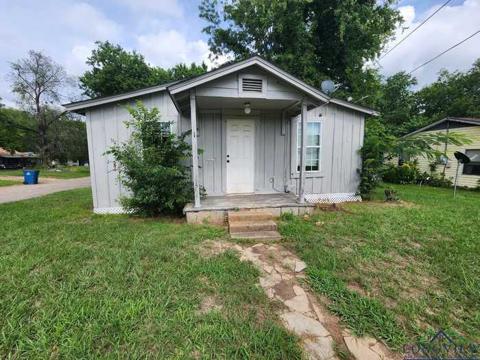 photo 1: 801 S Roden, Gladewater TX 75647