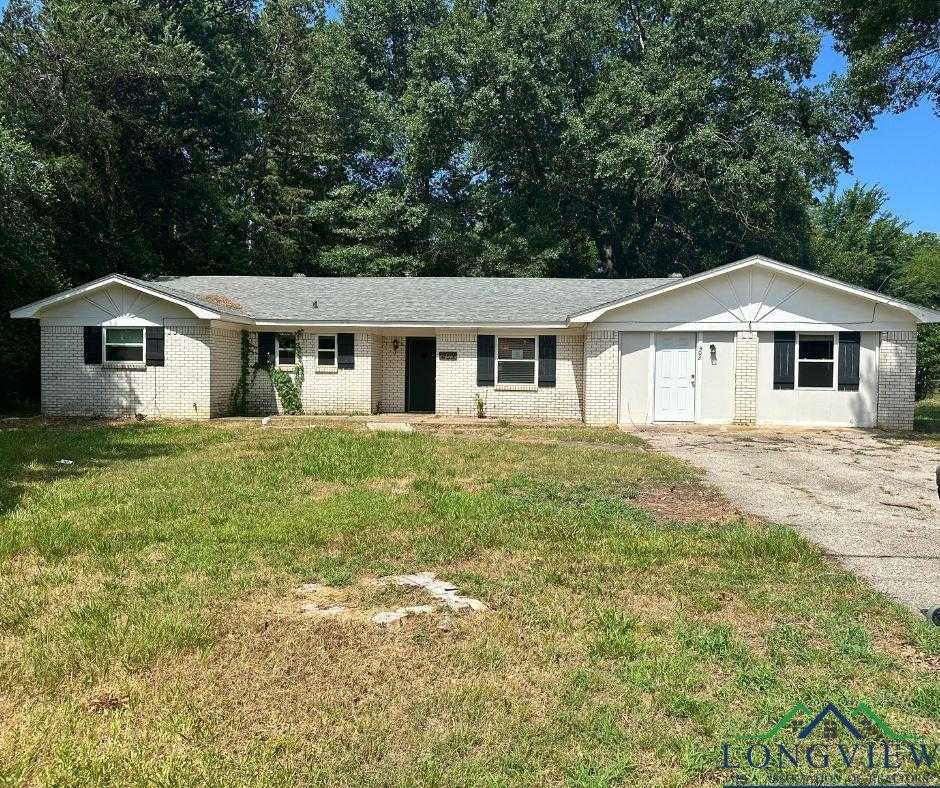 photo 1: 402 S Green, Hallsville TX 75650