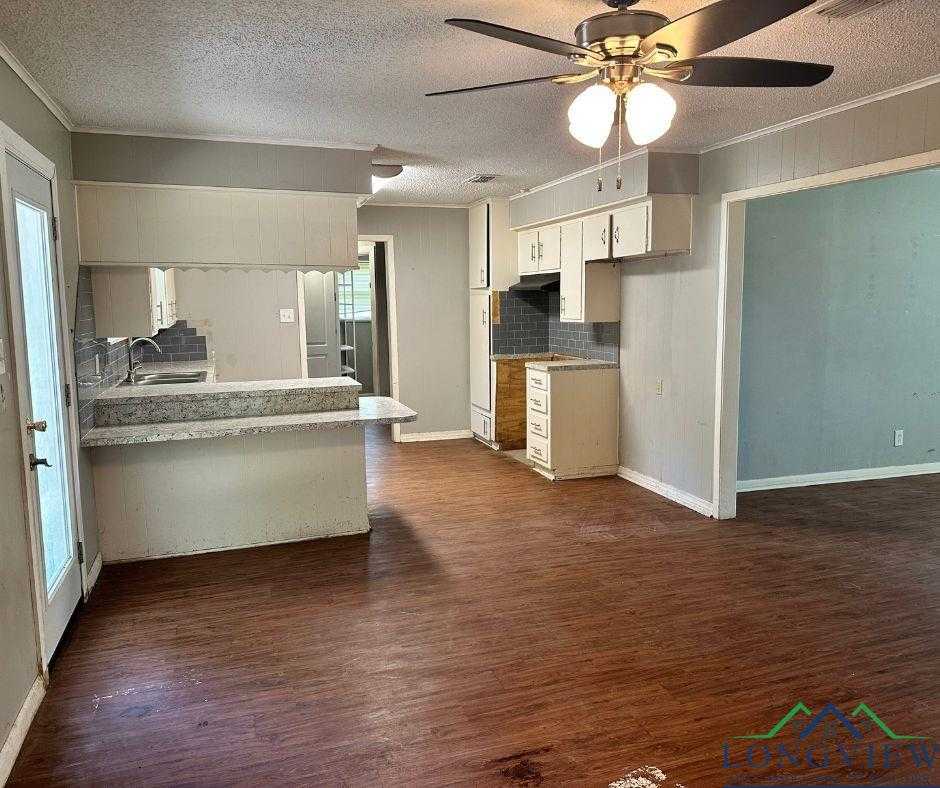 photo 2: 402 S Green, Hallsville TX 75650