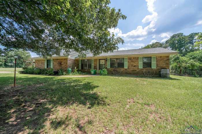 photo 1: 245 County Road 227, Carthage TX 75633