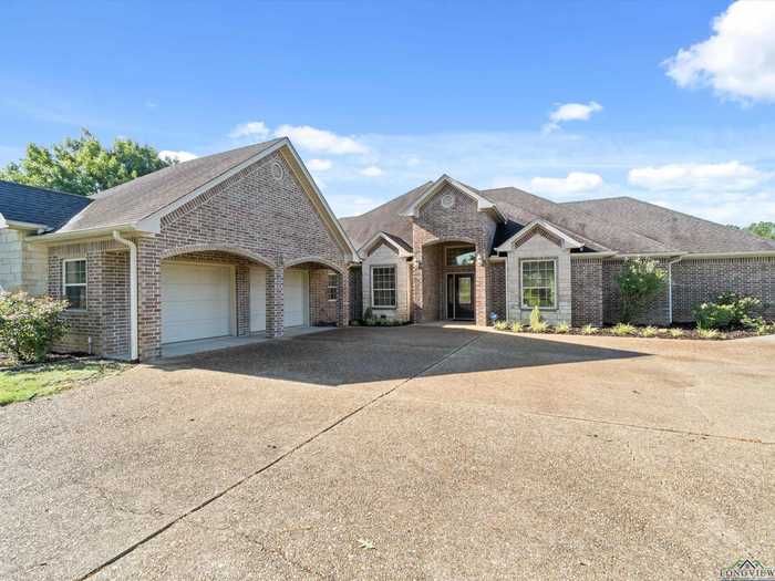 photo 2: 100 Lantana Rd, Gilmer TX 75644