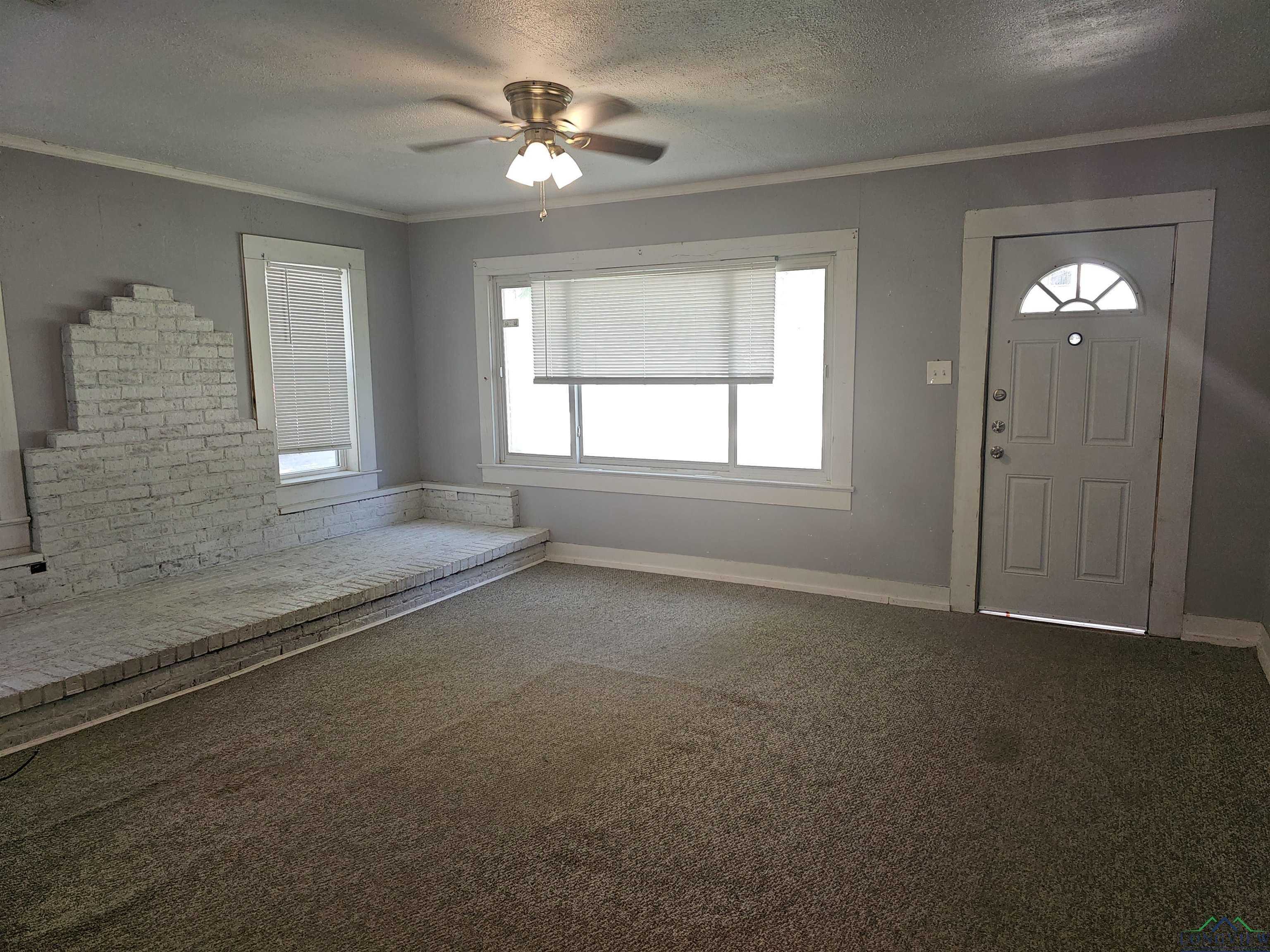 photo 2: 200 Tipps St, Henderson TX 75654