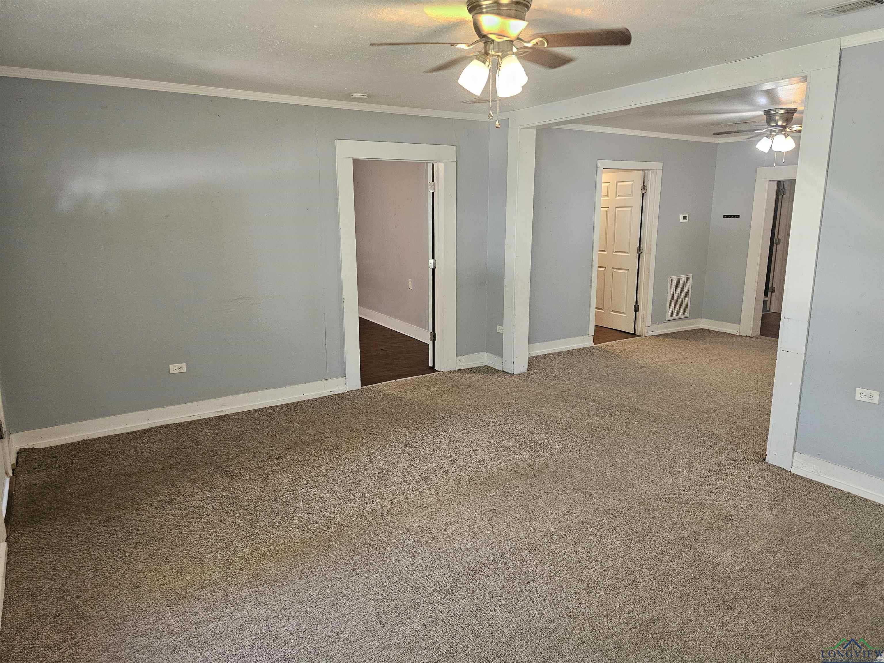 photo 3: 200 Tipps St, Henderson TX 75654