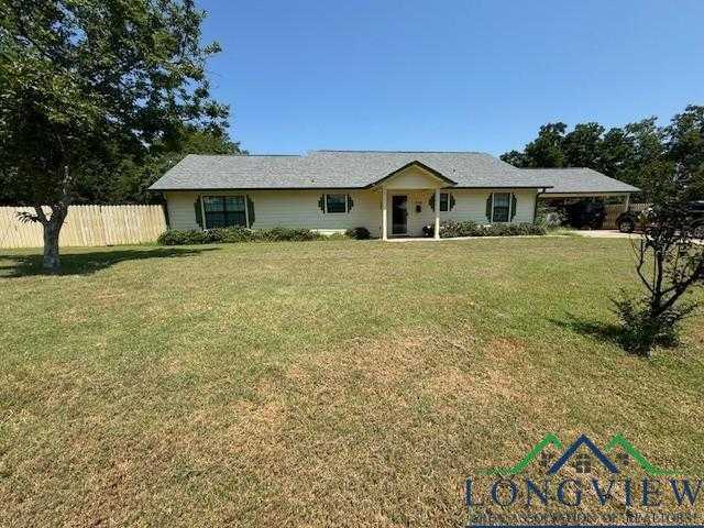 photo 2: 204 Connor Street, Daingerfield TX 75638