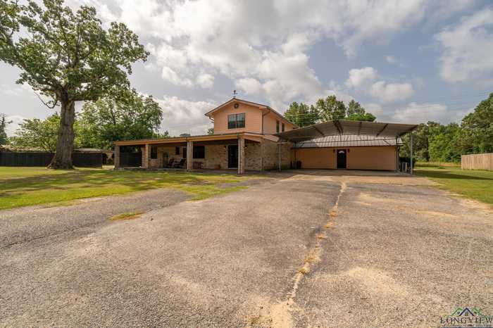 photo 2: 111 Cleerewoods Rd, Avinger TX 75630