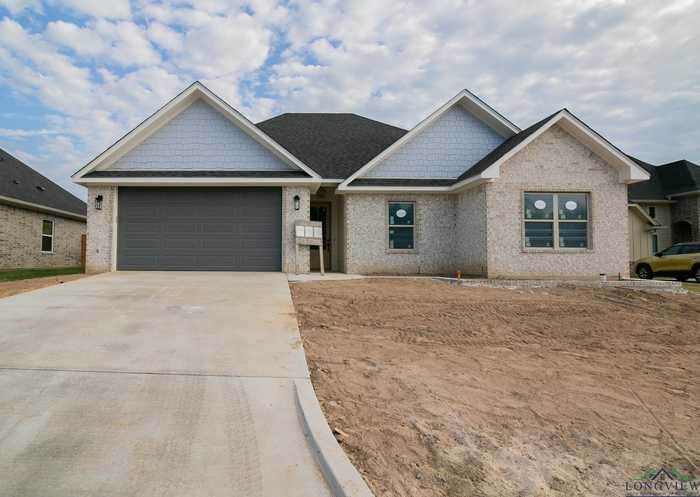 photo 1: 113 Pintail Ln, Hallsville TX 75650