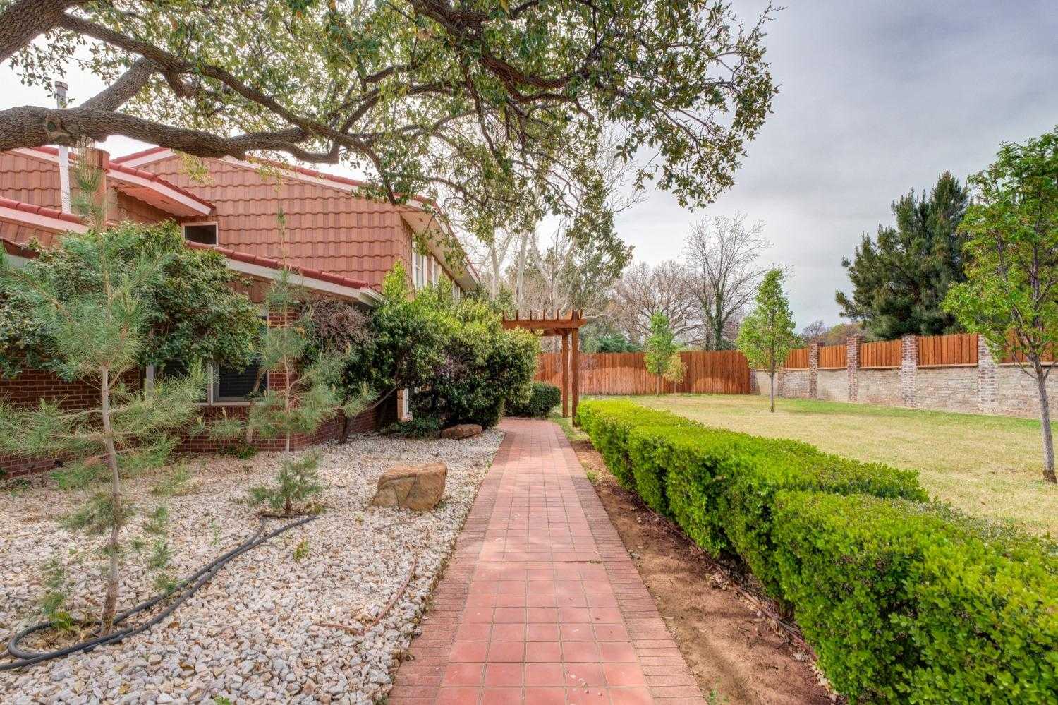 photo 3: Wayne Avenue, Lubbock TX 79407