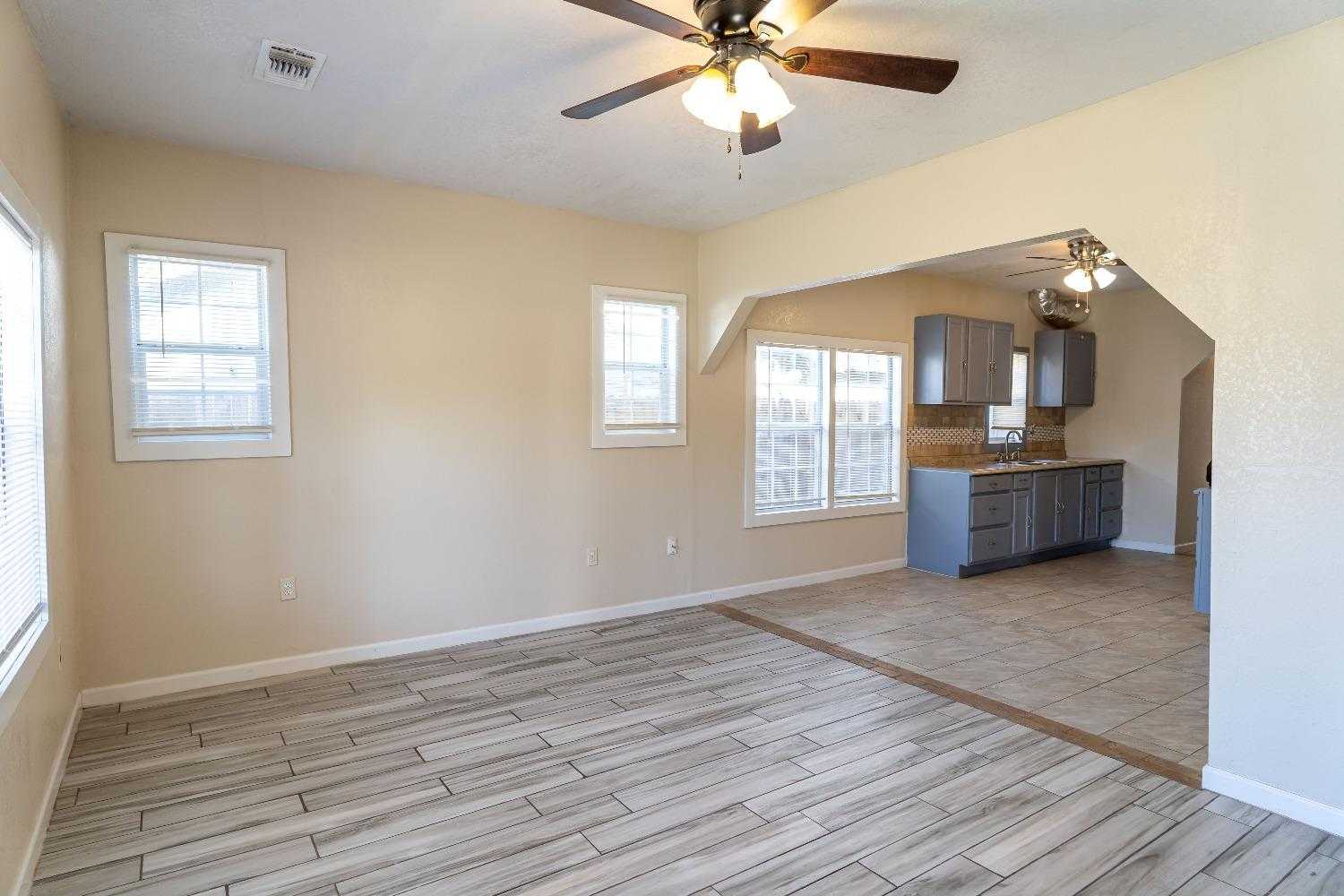 photo 2: 25th Street, Lubbock TX 79411