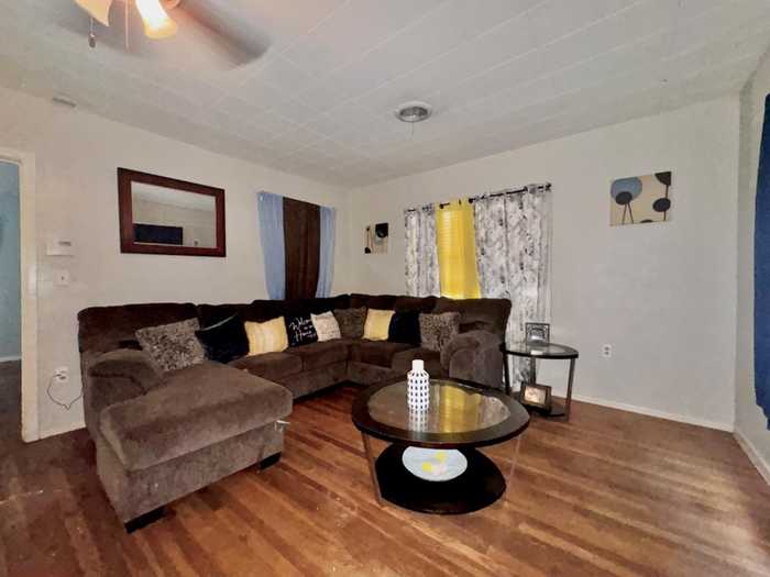 photo 2: 28th Street, Lubbock TX 79411