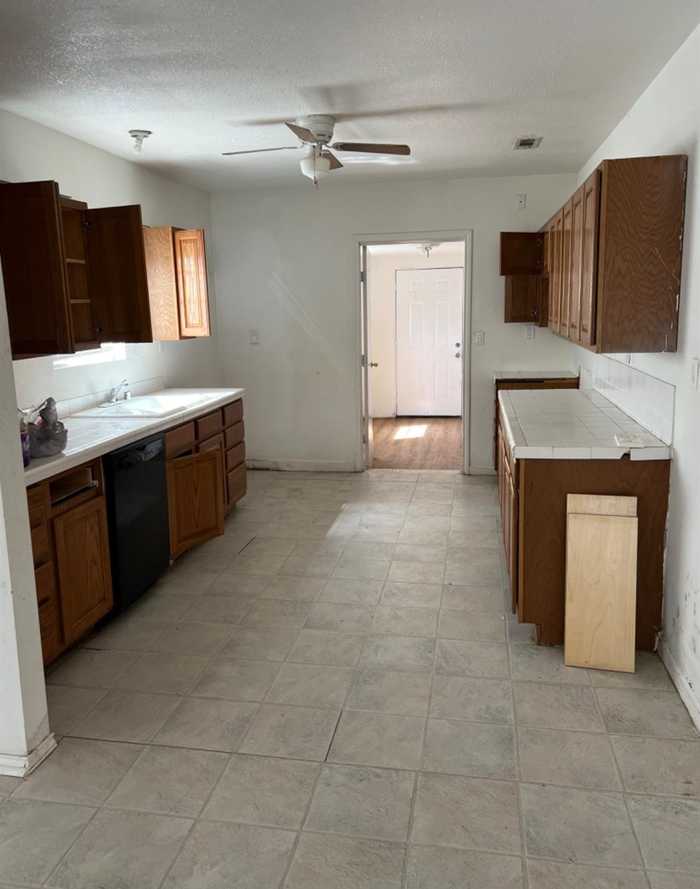 photo 2: 34th Street, Lubbock TX 79411