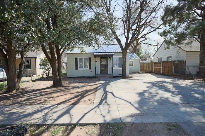 photo 2: 24th Street, Lubbock TX 79411