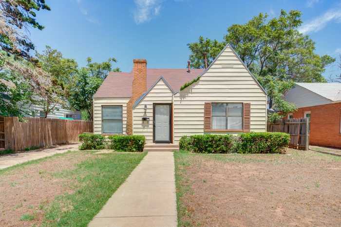 photo 1: 25th Street, Lubbock TX 79411