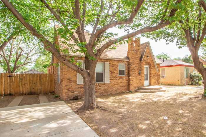 photo 2: 25th Street, Lubbock TX 79411