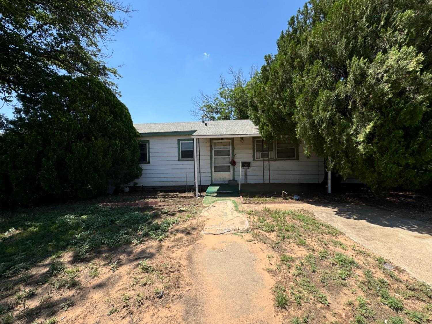 photo 1: E 24th Street, Lubbock TX 79404