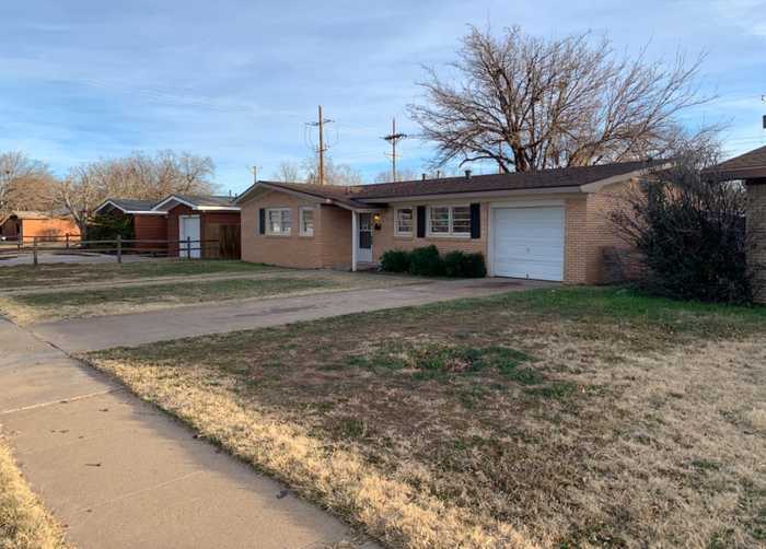 photo 2: 42nd Street, Lubbock TX 79414