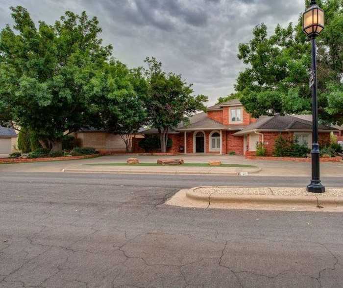 photo 2: 20 91st Street, Lubbock TX 79424