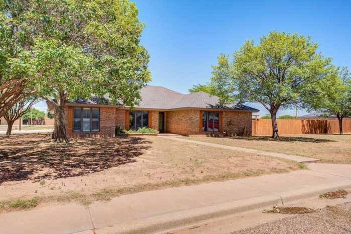 photo 1: Poplar Street, Levelland TX 79336