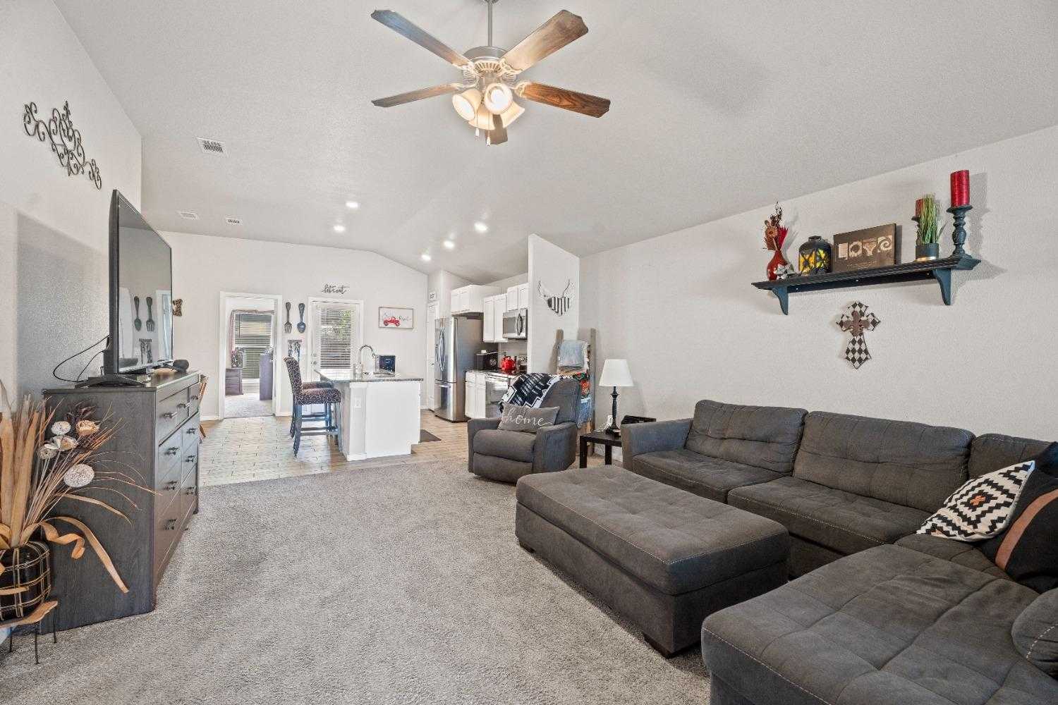 photo 3: Urbana Avenue, Lubbock TX 79407