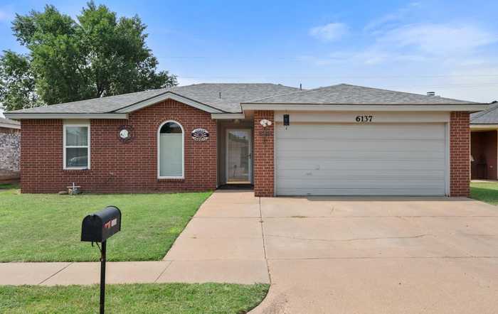 photo 2: 39th Street, Lubbock TX 79407