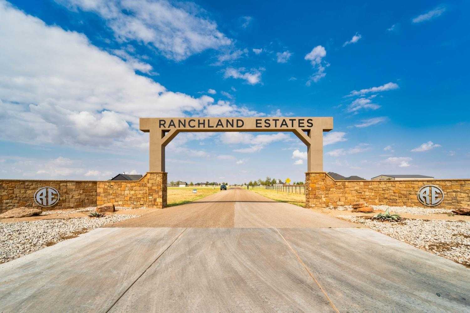 photo 3: Ranchland Circle, New Home TX 79373