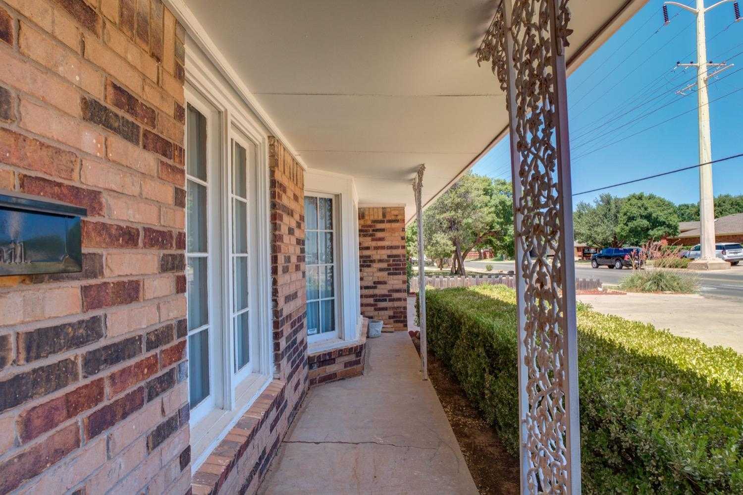 photo 3: Elgin Avenue, Lubbock TX 79423