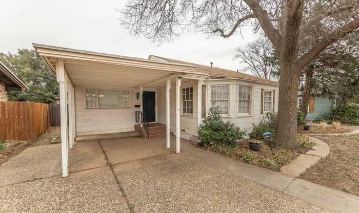 photo 30: 31st Street, Lubbock TX 79411