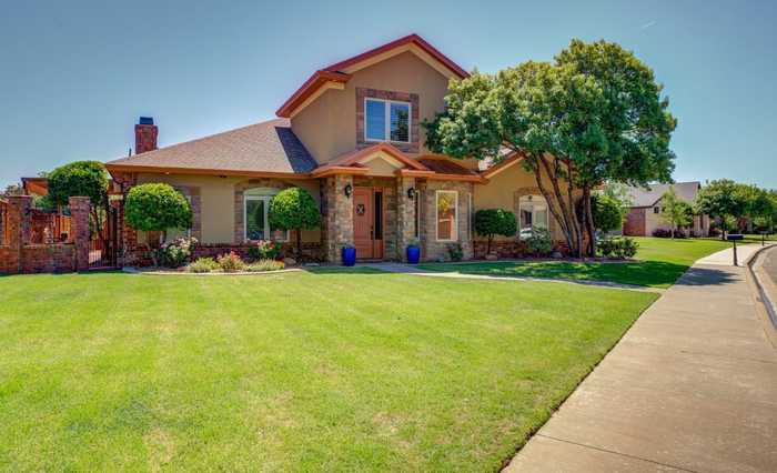 photo 2: Savannah Avenue, Lubbock TX 79424