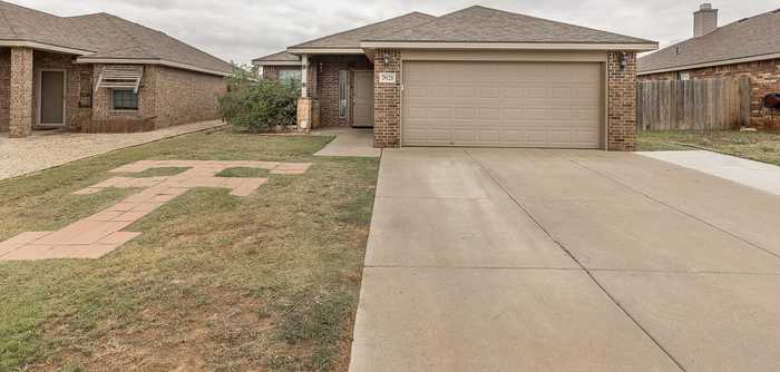 photo 2: 35th Street, Lubbock TX 79407