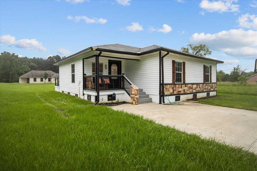 photo 2: 1107 Cypress Street, Diboll TX 75941