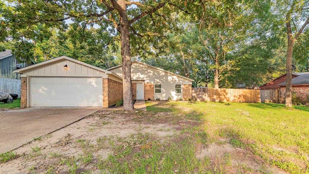 photo 1: 408 Birdsong Road, Diboll TX 75941