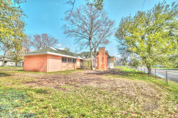 photo 2: 718 Frank Street, Lufkin TX 75901