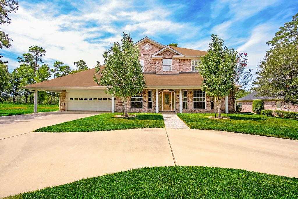 photo 1: 918 Dogwood Ridge Drive, Diboll TX 75941