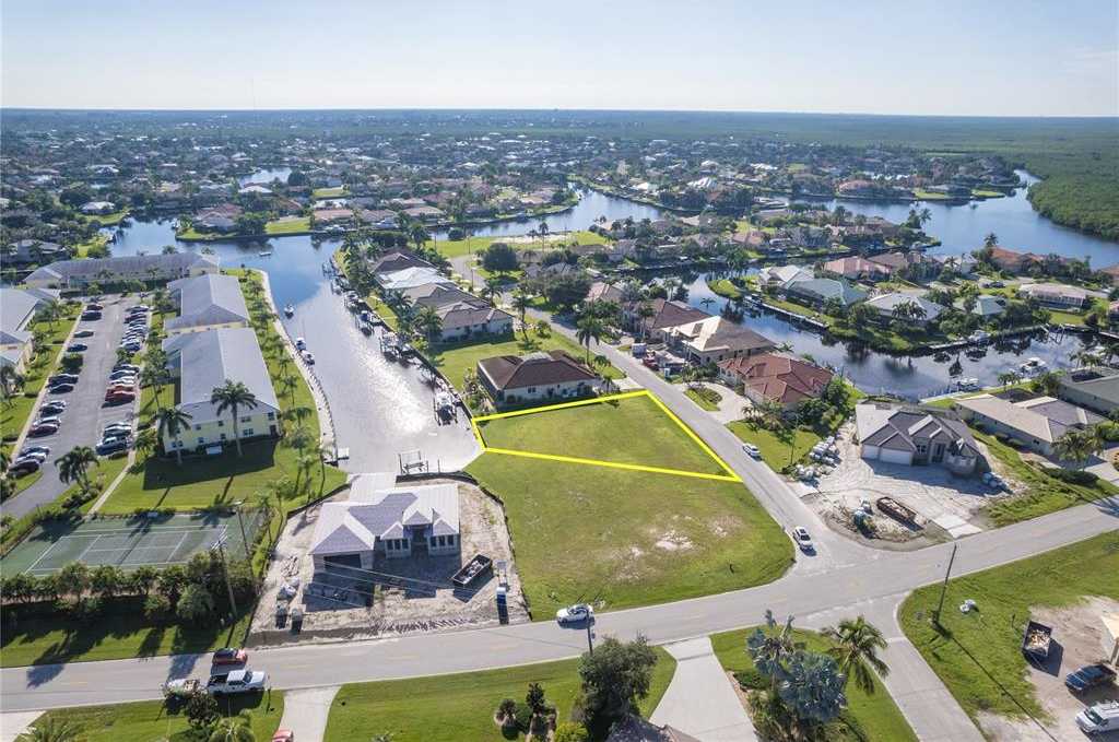 photo 3: 1408 CASEY KEY DRIVE, PUNTA GORDA FL 33950