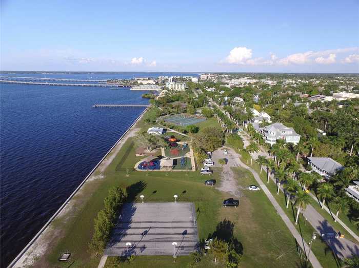 photo 19: 900 W OLYMPIA AVENUE, PUNTA GORDA FL 33950