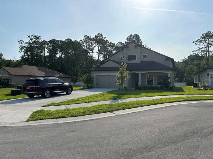 photo 2: 11468 WEAVER HOLLOW ROAD, NEW PORT RICHEY FL 34654