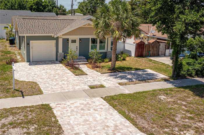 photo 1: 1500 49TH STREET N, ST PETERSBURG FL 33710