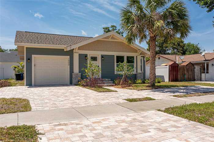 photo 2: 1500 49TH STREET N, ST PETERSBURG FL 33710