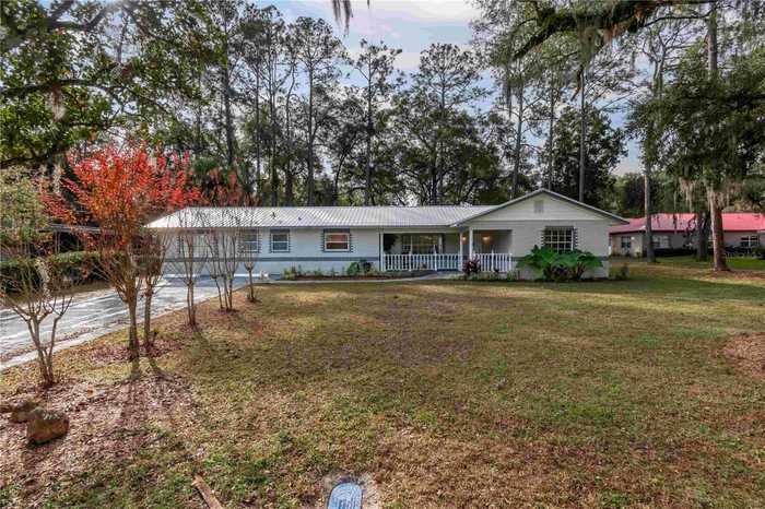 photo 1: 515 SE 1ST AVENUE, WILLISTON FL 32696