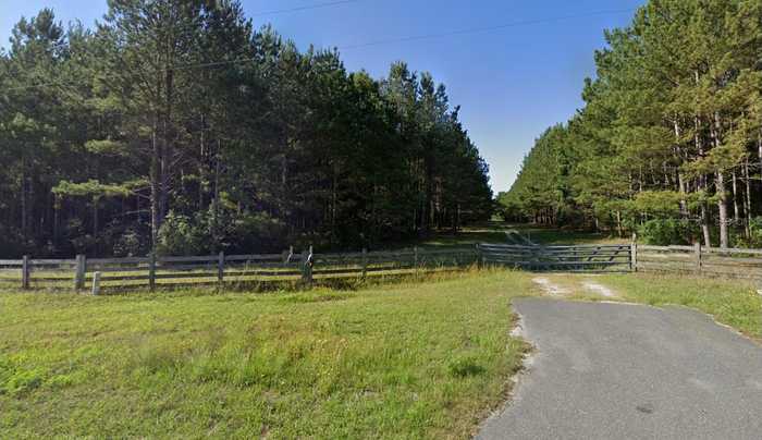 photo 1: 710 SW CR 778, HIGH SPRINGS FL 32643