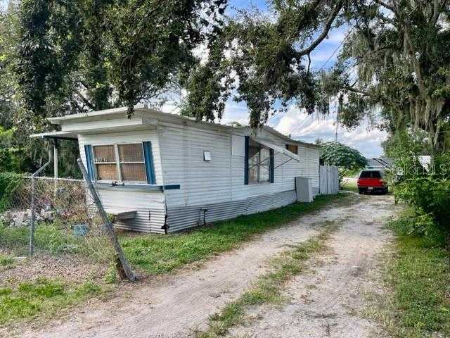 photo 2: 2306 E MAGNOLIA STREET, LAKELAND FL 33801