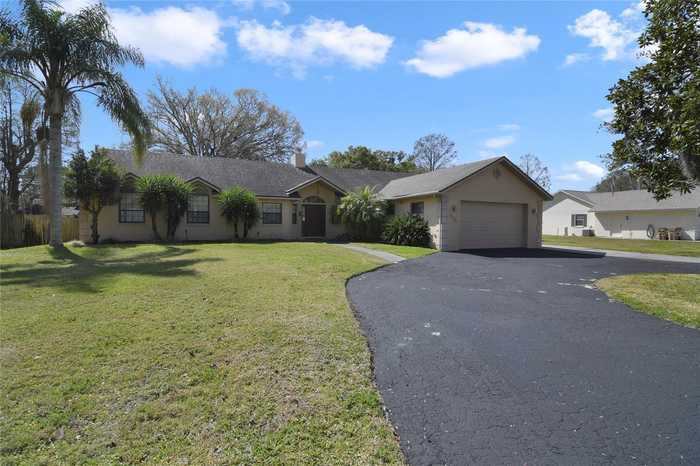 photo 1: 12504 BLUE HERON WAY, LEESBURG FL 34788