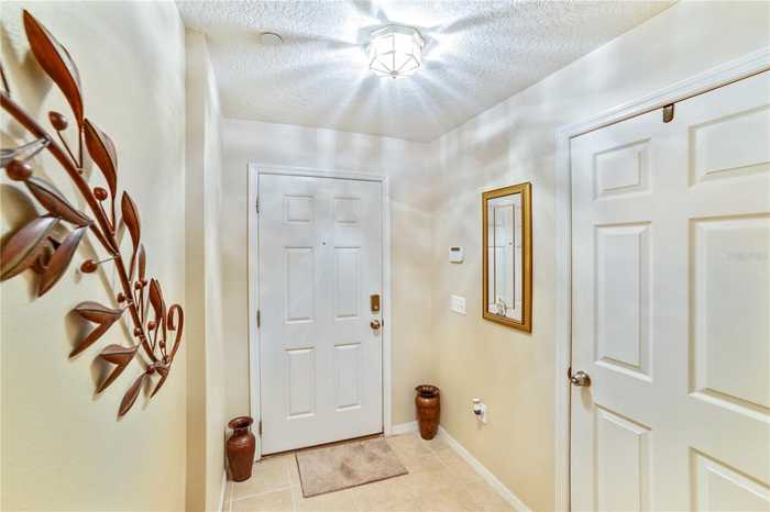 photo 2: 7305 BLACK WALNUT WAY, LAKEWOOD RANCH FL 34202