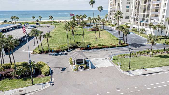 photo 2: 1480 GULF BLVD BOULEVARD Unit 409, CLEARWATER FL 33767